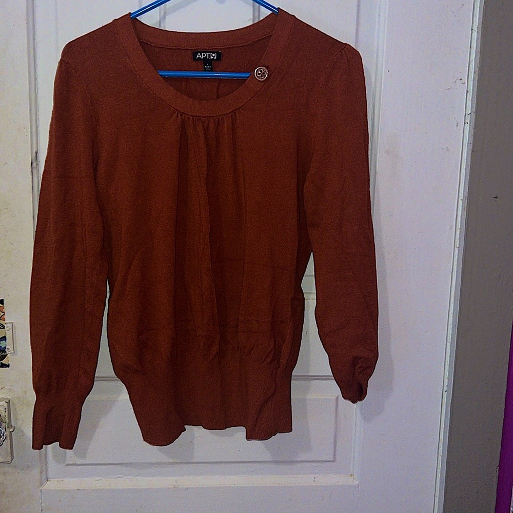 More like a red and brown that would be mixed together.